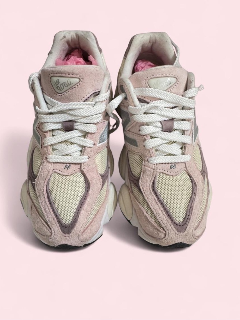 New Balance 9060 light pink